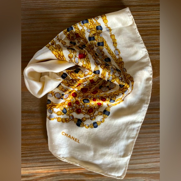 Vintage CHANEL Silk Scarf - Picture 8 of 8